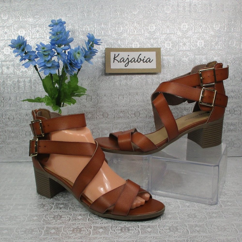 BIG BUDDHA Tan Strap Sandals Size 9